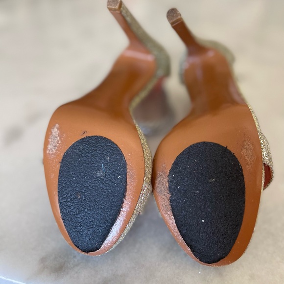 Sparkly Metallic Gold Via Spiga heels 7.5M - Picture 5 of 5
